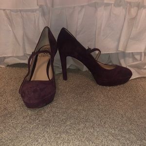 Suede red Vince Camuto